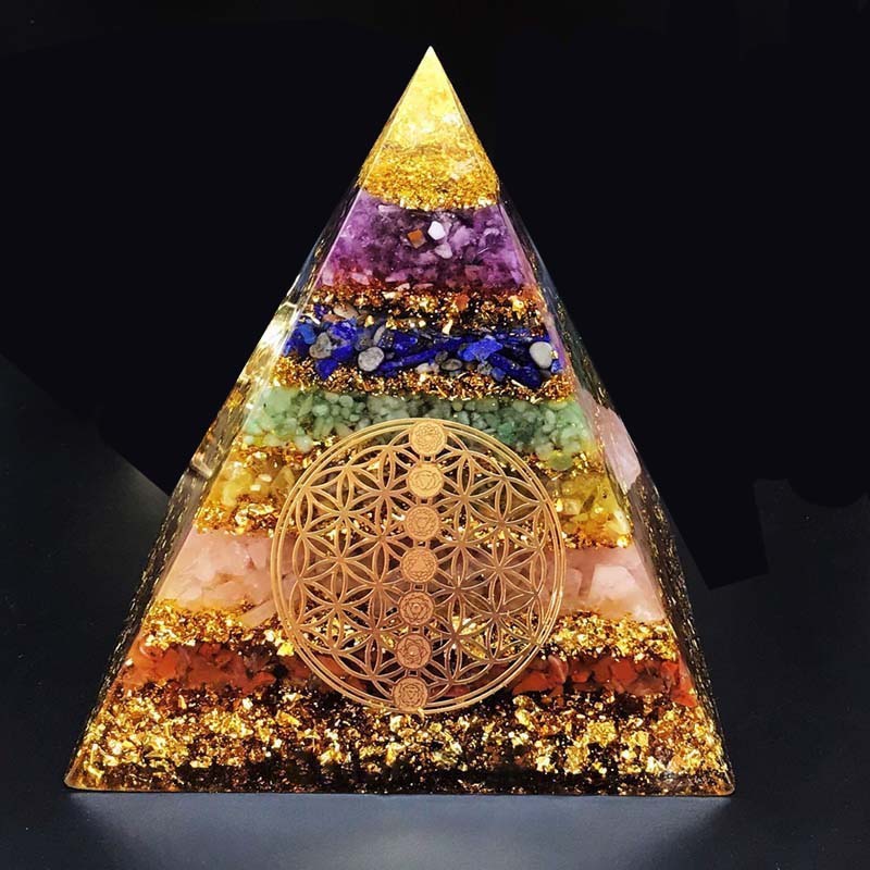 Pirâmide Orgonite - Aura Divina 7 Chakras